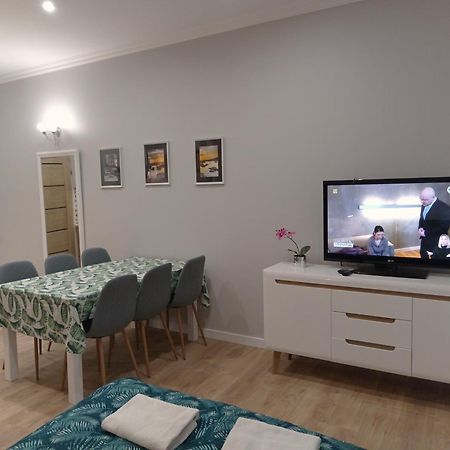 Apartament Na Przedmiesciu By Apartamenty Na Dni Wroclaw Bagian luar foto